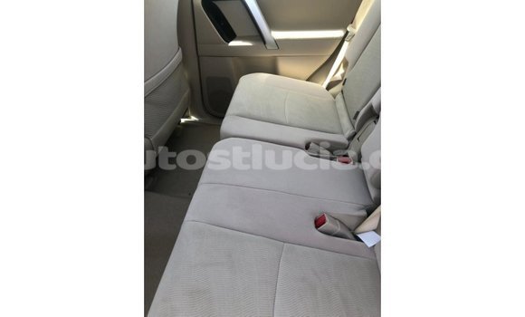 Buy Import Toyota Prado White Car in Import - Dubai in Anse-la-Raye Buy Import Toyota Prado White Car in Import - Dubai in Anse-la-Raye