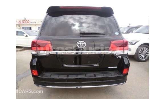 Acheter Import Voiture Toyota Land Cruiser Noir à Import - Dubai, Anse-la-Raye Acheter Import Voiture Toyota Land Cruiser Noir à Import - Dubai, Anse-la-Raye