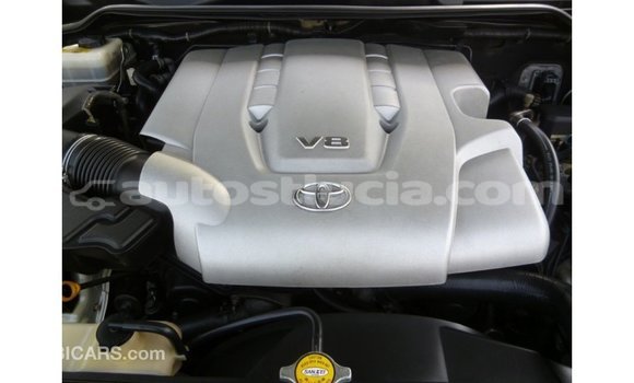 Buy Import Toyota Land Cruiser White Car in Import - Dubai in Anse-la-Raye Buy Import Toyota Land Cruiser White Car in Import - Dubai in Anse-la-Raye