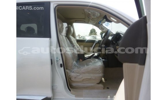Buy Import Toyota Prado White Car in Import - Dubai in Anse-la-Raye Buy Import Toyota Prado White Car in Import - Dubai in Anse-la-Raye