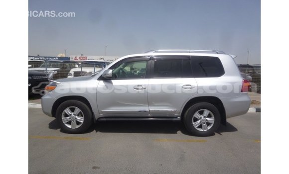 Buy Import Toyota Land Cruiser Other Car in Import - Dubai in Anse-la-Raye Buy Import Toyota Land Cruiser Other Car in Import - Dubai in Anse-la-Raye