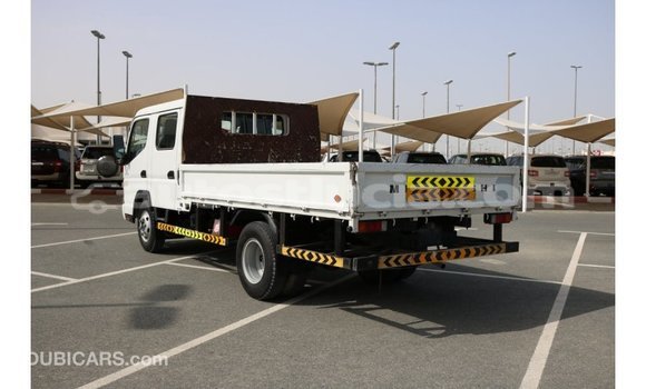 Buy Import Mitsubishi L400 White Truck in Import - Dubai in Anse-la-Raye