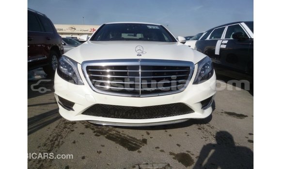 Buy Import Mercedes-Benz 190 (W201) White Car in Import - Dubai in Anse-la-Raye Buy Import Mercedes-Benz 190 (W201) White Car in Import - Dubai in Anse-la-Raye