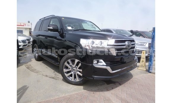 Acheter Import Voiture Toyota Land Cruiser Noir à Import - Dubai, Anse-la-Raye Acheter Import Voiture Toyota Land Cruiser Noir à Import - Dubai, Anse-la-Raye