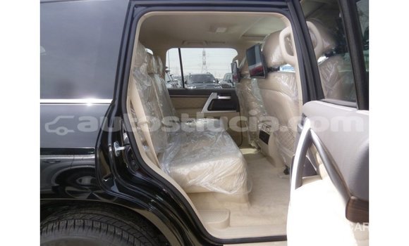 Acheter Import Voiture Toyota Land Cruiser Noir à Import - Dubai, Anse-la-Raye Acheter Import Voiture Toyota Land Cruiser Noir à Import - Dubai, Anse-la-Raye