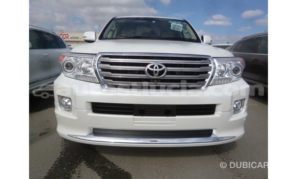 Buy Import Toyota Land Cruiser White Car in Import - Dubai in Anse-la-Raye Buy Import Toyota Land Cruiser White Car in Import - Dubai in Anse-la-Raye