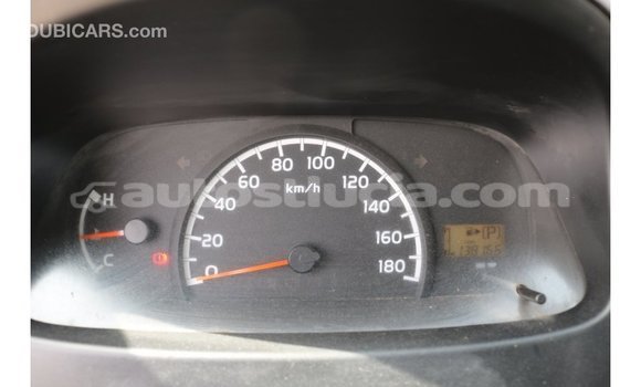 Buy Import Daihatsu Sirion White Car in Import - Dubai in Anse-la-Raye