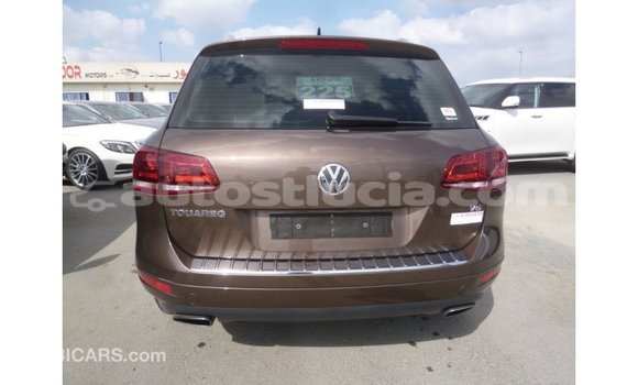 Acheter Import Voiture Volkswagen Touareg Marron à Import - Dubai, Anse-la-Raye Acheter Import Voiture Volkswagen Touareg Marron à Import - Dubai, Anse-la-Raye