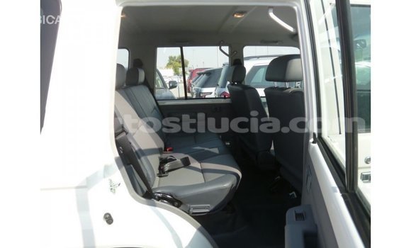 Buy Import Toyota Land Cruiser White Car in Import - Dubai in Anse-la-Raye Buy Import Toyota Land Cruiser White Car in Import - Dubai in Anse-la-Raye
