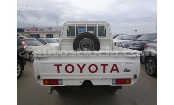 Buy Import Toyota Land Cruiser White Car in Import - Dubai in Anse-la-Raye Buy Import Toyota Land Cruiser White Car in Import - Dubai in Anse-la-Raye