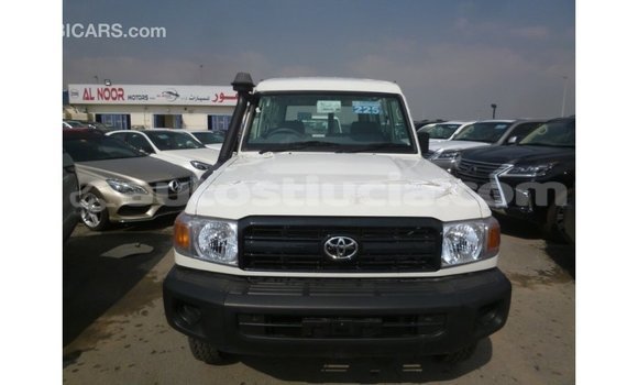 Buy Import Toyota Land Cruiser White Car in Import - Dubai in Anse-la-Raye Buy Import Toyota Land Cruiser White Car in Import - Dubai in Anse-la-Raye