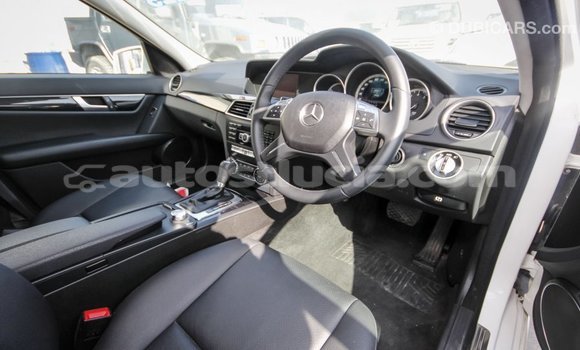 Buy Import Mercedes-Benz 200 White Car in Import - Dubai in Anse-la-Raye Buy Import Mercedes-Benz 200 White Car in Import - Dubai in Anse-la-Raye