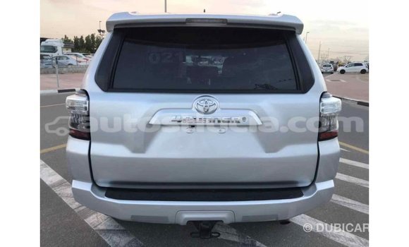Acheter Import Utilitaire Toyota HiAce Autre à Import - Dubai, Anse-la-Raye Acheter Import Utilitaire Toyota HiAce Autre à Import - Dubai, Anse-la-Raye