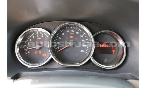 Acheter Import Voiture Renault Dokker Blanc à Import - Dubai, Anse-la-Raye