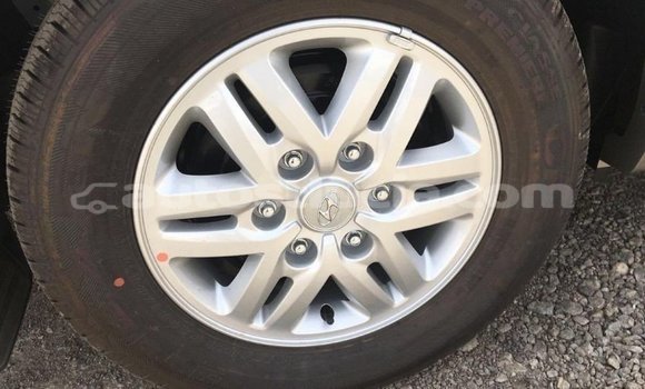 Acheter Import Voiture Hyundai Accent Blanc à Import - Dubai, Anse-la-Raye Acheter Import Voiture Hyundai Accent Blanc à Import - Dubai, Anse-la-Raye