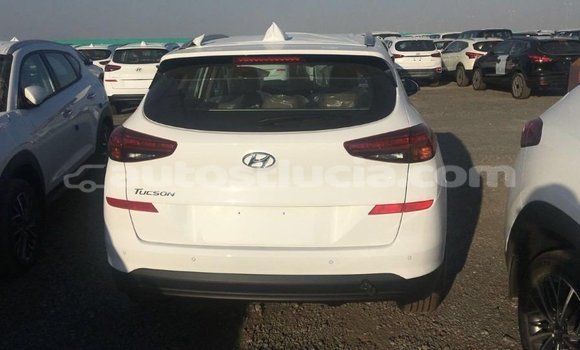 Buy Import Hyundai Tucson White Car in Import - Dubai in Anse-la-Raye Buy Import Hyundai Tucson White Car in Import - Dubai in Anse-la-Raye