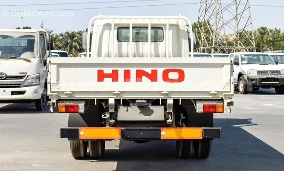 Acheter Import Utilitaire Hino 300 Series Blanc à Import - Dubai, Anse-la-Raye Acheter Import Utilitaire Hino 300 Series Blanc à Import - Dubai, Anse-la-Raye