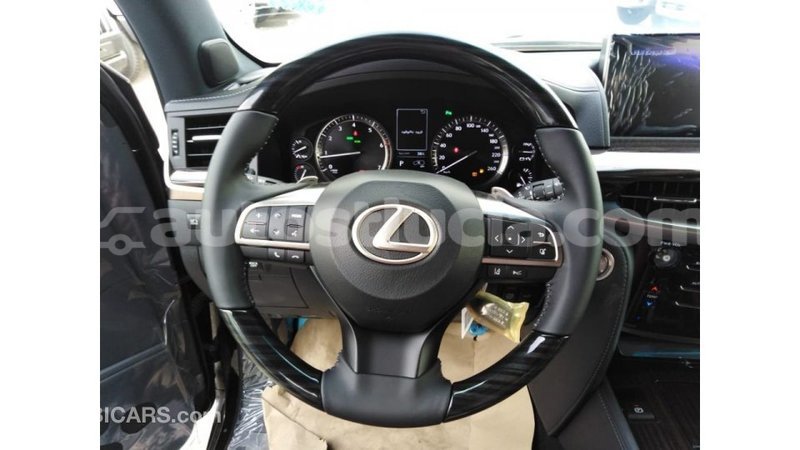 Big with watermark c0cf7b41 790a 4f01 98b6 8e5a6a1824fb