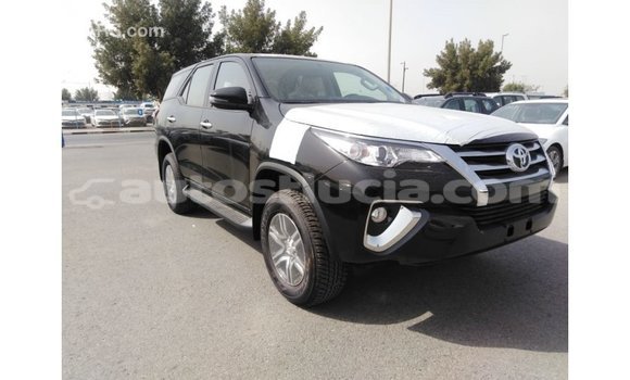Acheter Import Voiture Toyota Fortuner Noir à Import - Dubai, Anse-la-Raye Acheter Import Voiture Toyota Fortuner Noir à Import - Dubai, Anse-la-Raye