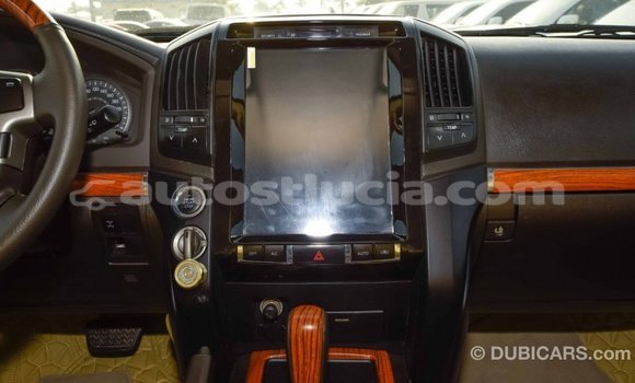 Buy Import Toyota Land Cruiser White Car in Import - Dubai in Anse-la-Raye Buy Import Toyota Land Cruiser White Car in Import - Dubai in Anse-la-Raye