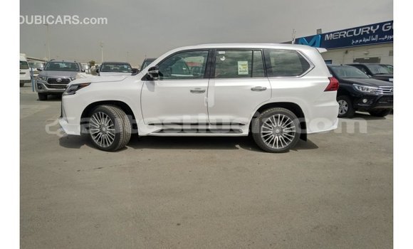 Buy Import Lexus LX White Car in Import - Dubai in Anse-la-Raye Buy Import Lexus LX White Car in Import - Dubai in Anse-la-Raye
