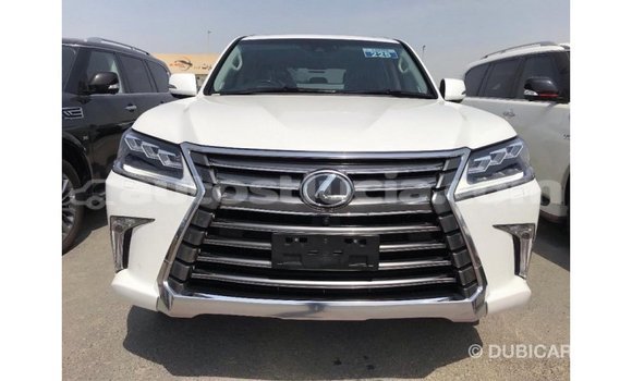 Acheter Import Voiture Lexus LX Blanc à Import - Dubai, Anse-la-Raye Acheter Import Voiture Lexus LX Blanc à Import - Dubai, Anse-la-Raye