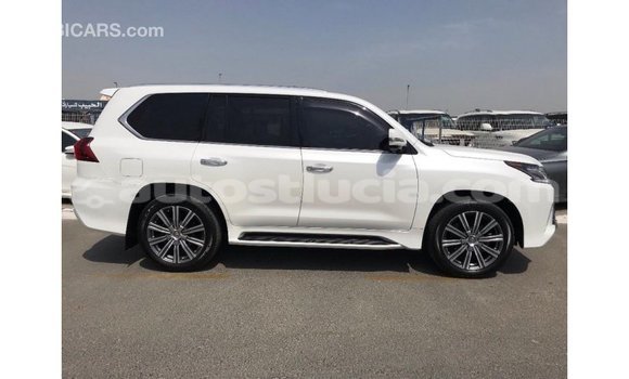 Acheter Import Voiture Lexus LX Blanc à Import - Dubai, Anse-la-Raye Acheter Import Voiture Lexus LX Blanc à Import - Dubai, Anse-la-Raye