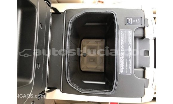 Acheter Import Voiture Toyota Land Cruiser Noir à Import - Dubai, Anse-la-Raye Acheter Import Voiture Toyota Land Cruiser Noir à Import - Dubai, Anse-la-Raye