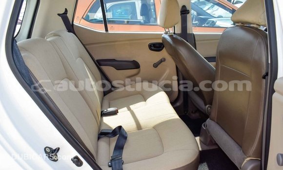 Acheter Import Voiture Hyundai i10 Blanc à Import - Dubai, Anse-la-Raye Acheter Import Voiture Hyundai i10 Blanc à Import - Dubai, Anse-la-Raye