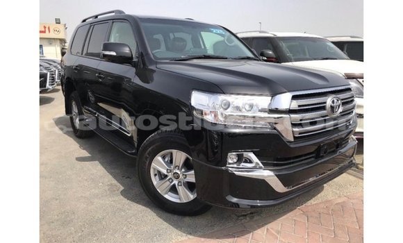 Acheter Import Voiture Toyota Land Cruiser Noir à Import - Dubai, Anse-la-Raye Acheter Import Voiture Toyota Land Cruiser Noir à Import - Dubai, Anse-la-Raye
