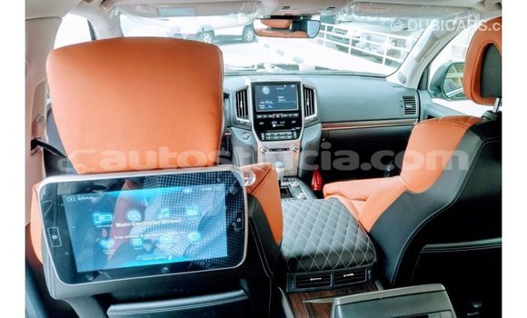 Buy Import Toyota Land Cruiser Black Car in Import - Dubai in Anse-la-Raye Buy Import Toyota Land Cruiser Black Car in Import - Dubai in Anse-la-Raye