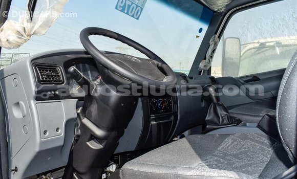 Buy Import Mercedes-Benz 190 (W201) White Car in Import - Dubai in Anse-la-Raye Buy Import Mercedes-Benz 190 (W201) White Car in Import - Dubai in Anse-la-Raye