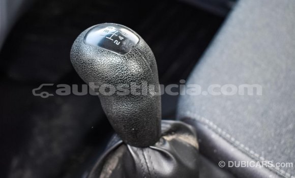 Buy Import Mercedes-Benz 190 (W201) White Car in Import - Dubai in Anse-la-Raye Buy Import Mercedes-Benz 190 (W201) White Car in Import - Dubai in Anse-la-Raye