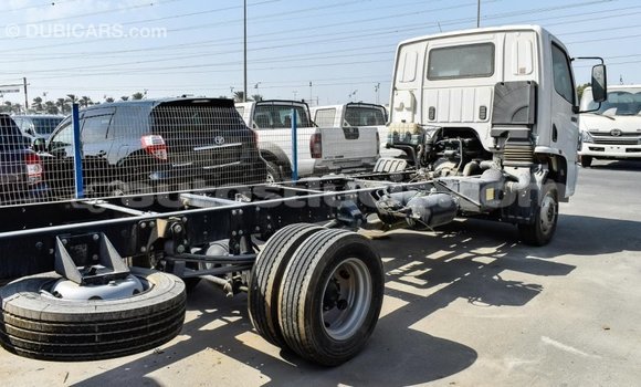 Buy Import Mercedes-Benz 190 (W201) White Car in Import - Dubai in Anse-la-Raye Buy Import Mercedes-Benz 190 (W201) White Car in Import - Dubai in Anse-la-Raye