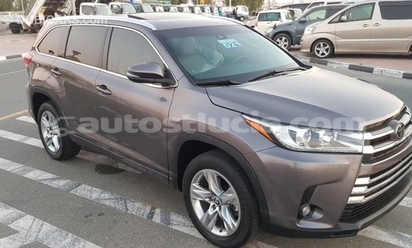 Buy Import Toyota Highlander Other Car in Import - Dubai in Anse-la-Raye Buy Import Toyota Highlander Other Car in Import - Dubai in Anse-la-Raye