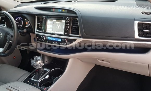 Buy Import Toyota Highlander Other Car in Import - Dubai in Anse-la-Raye Buy Import Toyota Highlander Other Car in Import - Dubai in Anse-la-Raye