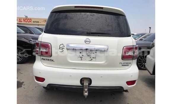 Buy Import Nissan Patrol White Car in Import - Dubai in Anse-la-Raye Buy Import Nissan Patrol White Car in Import - Dubai in Anse-la-Raye