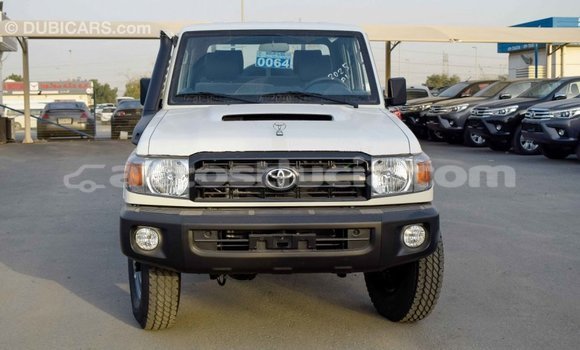 Buy Import Toyota Land Cruiser White Car in Import - Dubai in Anse-la-Raye Buy Import Toyota Land Cruiser White Car in Import - Dubai in Anse-la-Raye
