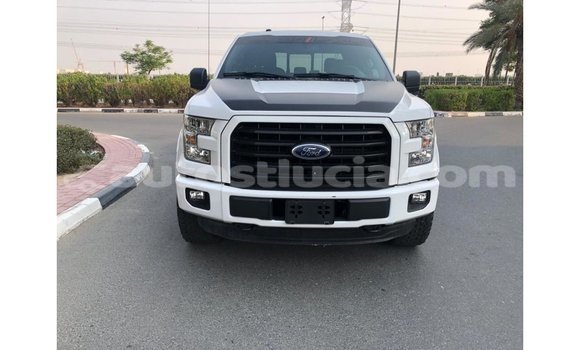 Buy Import Ford Club Wagon White Car in Import - Dubai in Anse-la-Raye