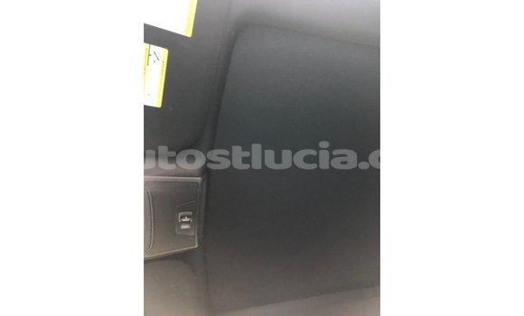 Buy Import Ford Club Wagon White Car in Import - Dubai in Anse-la-Raye Buy Import Ford Club Wagon White Car in Import - Dubai in Anse-la-Raye