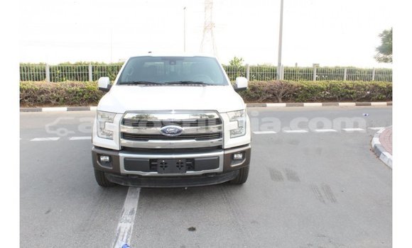 Buy Import Ford Club Wagon White Car in Import - Dubai in Anse-la-Raye