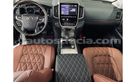 Buy Import Toyota Land Cruiser Black Car in Import - Dubai in Anse-la-Raye Buy Import Toyota Land Cruiser Black Car in Import - Dubai in Anse-la-Raye