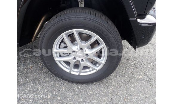 Buy Import Mercedes-Benz 190 (W201) Black Car in Import - Dubai in Anse-la-Raye Buy Import Mercedes-Benz 190 (W201) Black Car in Import - Dubai in Anse-la-Raye