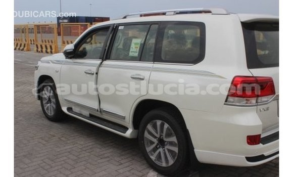 Buy Import Toyota Land Cruiser White Car in Import - Dubai in Anse-la-Raye Buy Import Toyota Land Cruiser White Car in Import - Dubai in Anse-la-Raye
