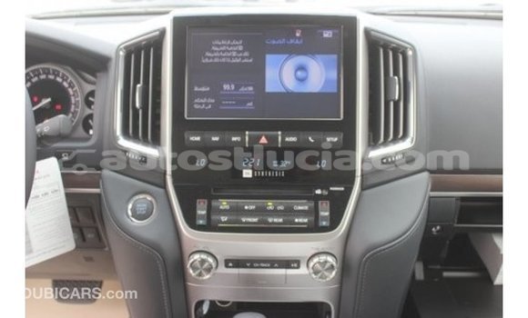 Buy Import Toyota Land Cruiser White Car in Import - Dubai in Anse-la-Raye Buy Import Toyota Land Cruiser White Car in Import - Dubai in Anse-la-Raye