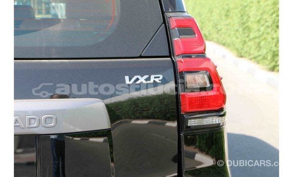 Acheter Import Voiture Toyota Prado Blanc à Import - Dubai, Anse-la-Raye Acheter Import Voiture Toyota Prado Blanc à Import - Dubai, Anse-la-Raye