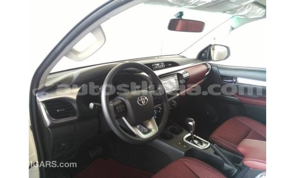 Buy Import Toyota Hilux White Car in Import - Dubai in Anse-la-Raye Buy Import Toyota Hilux White Car in Import - Dubai in Anse-la-Raye