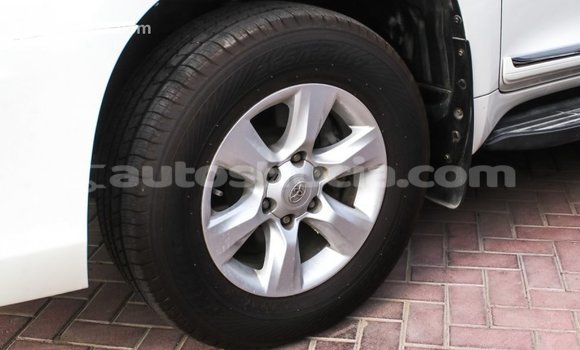 Buy Import Toyota Prado White Car in Import - Dubai in Anse-la-Raye Buy Import Toyota Prado White Car in Import - Dubai in Anse-la-Raye