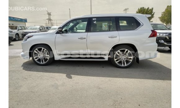 Buy Import Lexus LX White Car in Import - Dubai in Anse-la-Raye Buy Import Lexus LX White Car in Import - Dubai in Anse-la-Raye