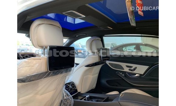 Buy Import Mercedes-Benz 190 (W201) White Car in Import - Dubai in Anse-la-Raye Buy Import Mercedes-Benz 190 (W201) White Car in Import - Dubai in Anse-la-Raye